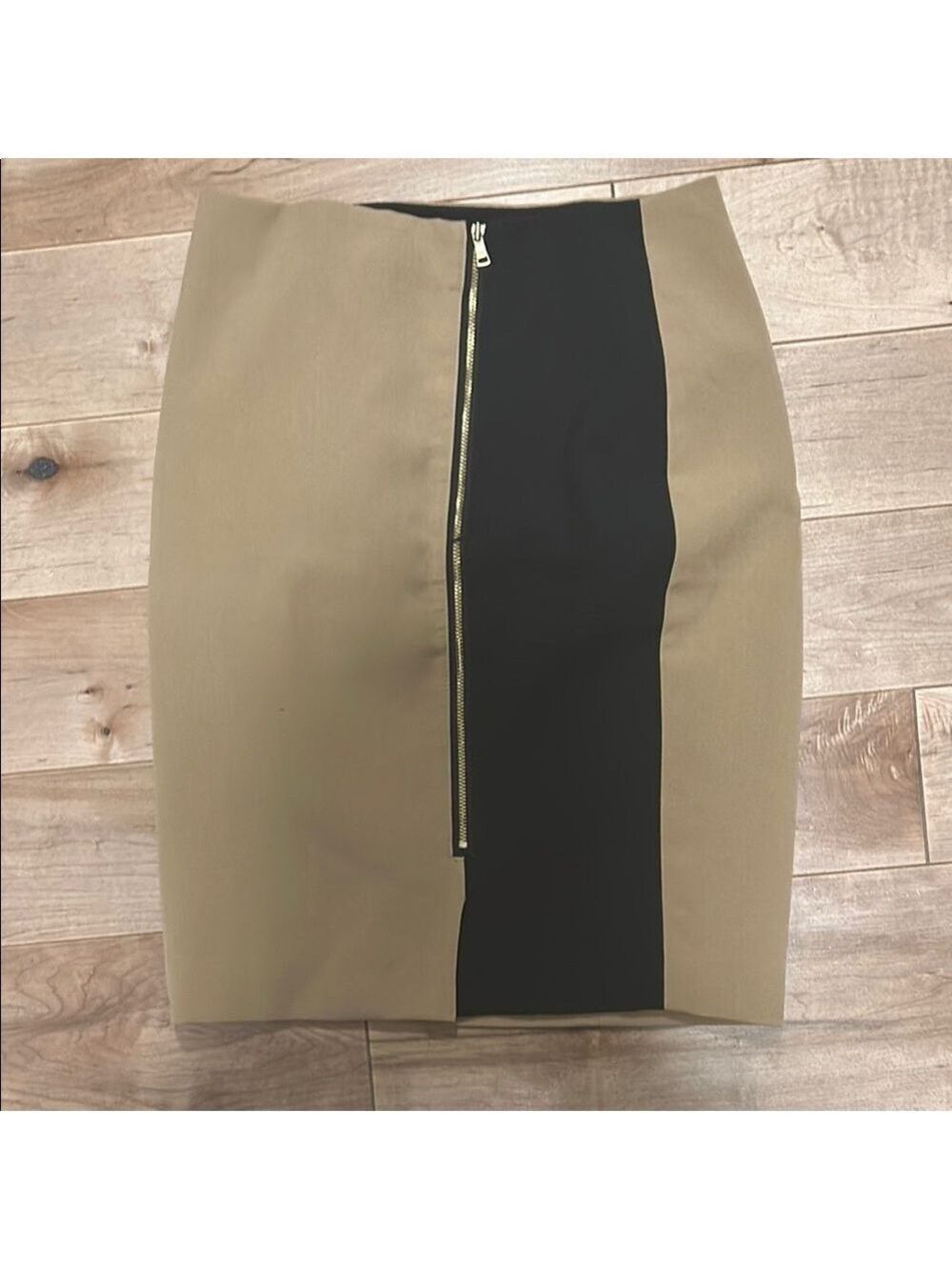 Chic Tan and Black Pencil Skirt